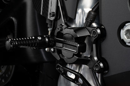 Gilles Fußrastenanlage VCR38GT | verstellbar | ABE | passend für Honda CBR 600 RR - Modelle (2023-2024)