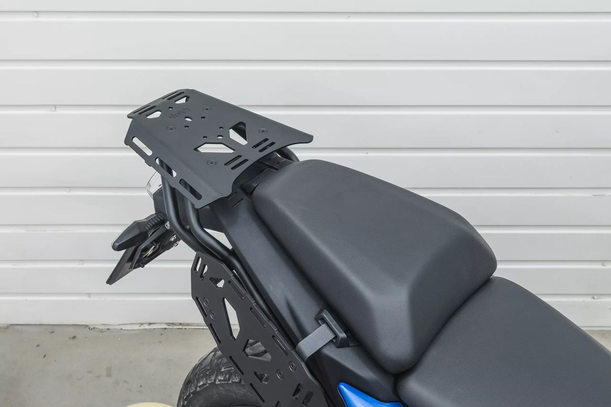 Plaque de porte-bagages Yakk EXP | arrière | pour bagages souples | sans poignée passager | noir | compatible avec les modèles KTM 390 Adventure (2025-2026)