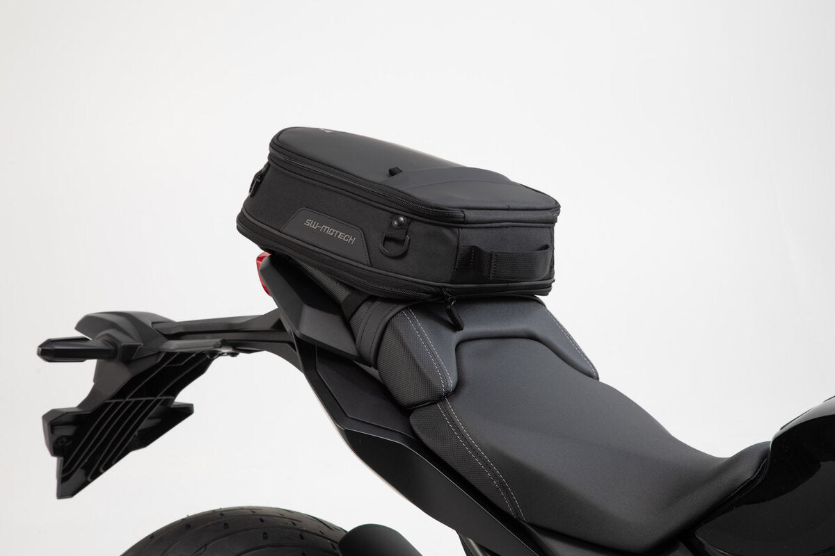 SW-Motech ION S Hecktasche | 7-15 l. Schwarz. 600D Polyester / Soft-Vinyl.