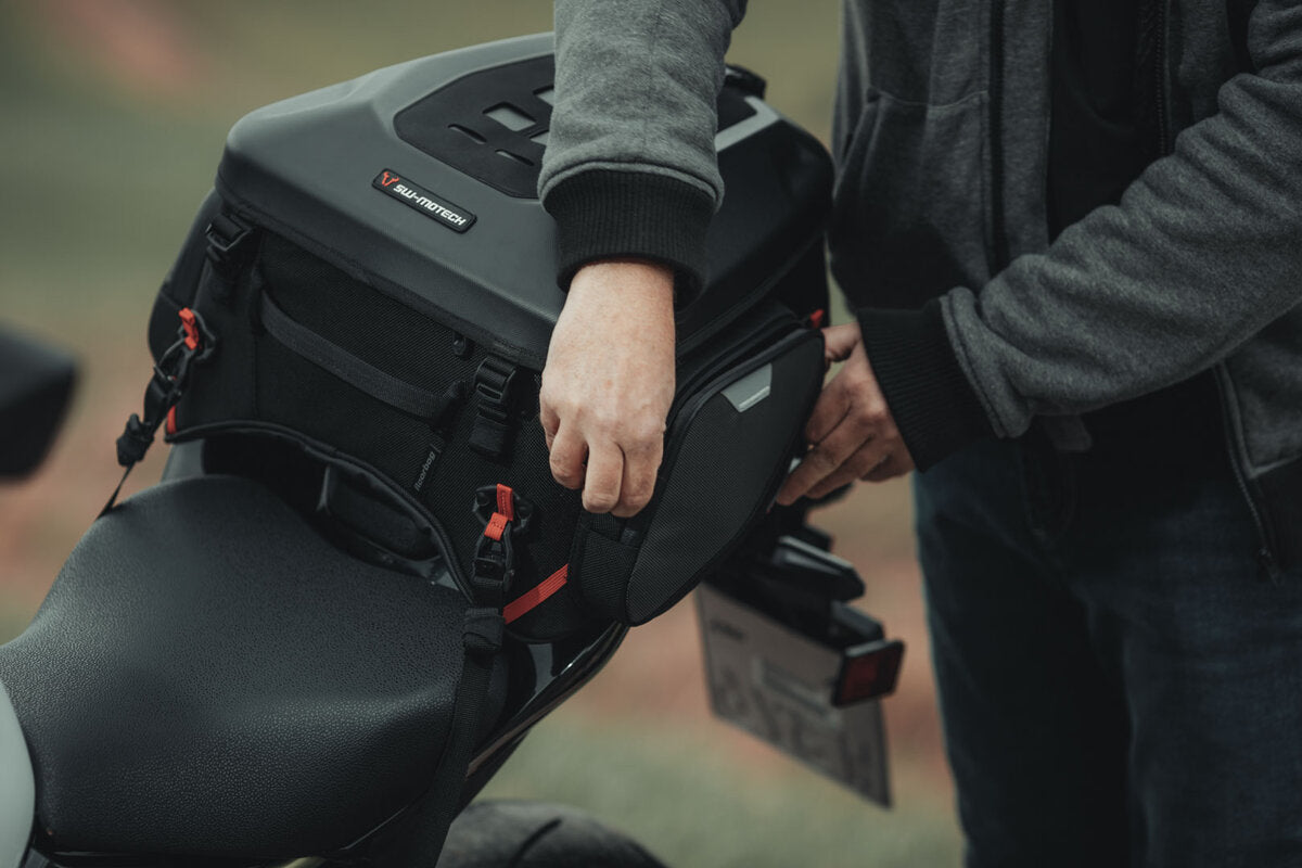 SW-Motech PRO Rearbag Hecktasche | 1680D Ballistic Nylon. Schwarz/Anthrazit. 22-34 l.
