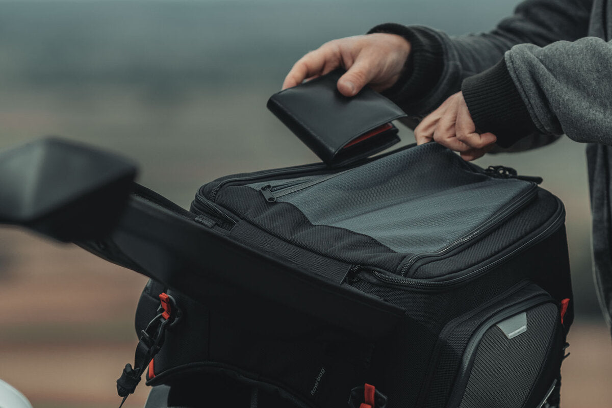 SW-Motech PRO Rearbag Hecktasche | 1680D Ballistic Nylon. Schwarz/Anthrazit. 22-34 l.