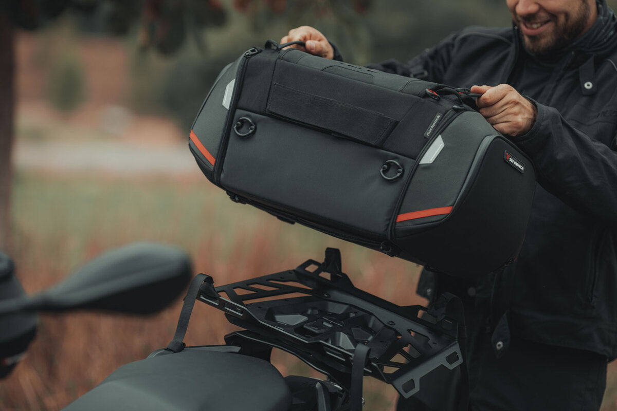 SW-Motech PRO Rackpack Hecktasche | 1680D Ballistic Nylon. Schwarz/Anthrazit. 32-42 l.