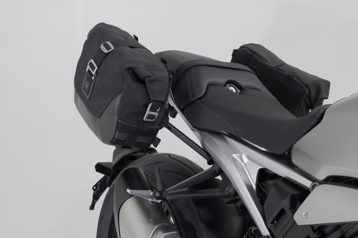 SW-Motech Legend Gear Seitentaschen-System LC | Honda CB1000R (21-).