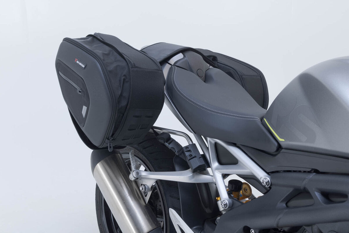 SW-Motech PRO BLAZE H Satteltaschen-Set | Schwarz. Triumph Speed Triple 1200 RR / RS (21-).