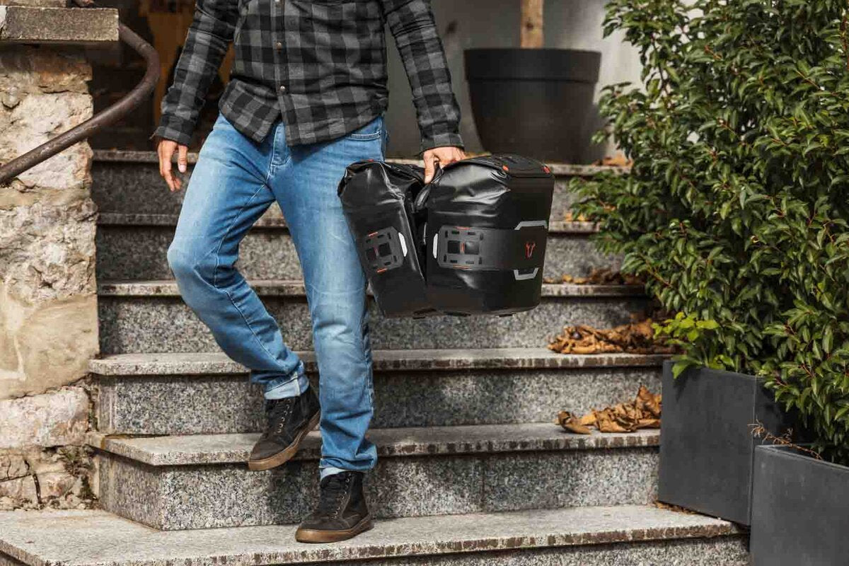 SW-Motech Seitentasche WP 11L. Wasserdicht. | schwarz. Für V-LOC