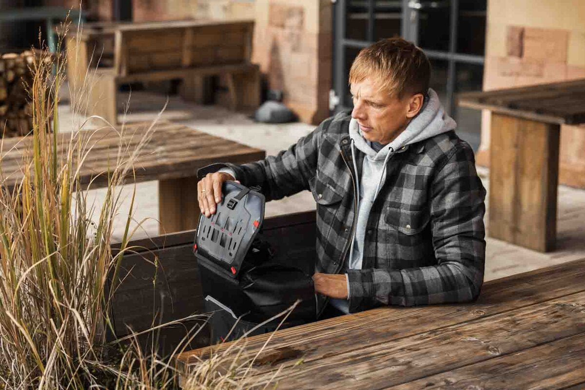 SW-Motech Seitentasche WP 16L. Wasserdicht. | schwarz. Für V-LOC