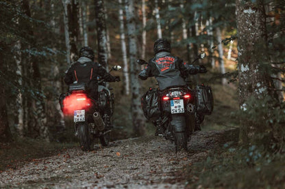 SW-Motech SysBag WP L mit Adapterplatte links | 27-40l. Wasserdicht. Für Seitenträger/Gepäckträger