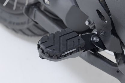 SW-Motech ION Fußrasten-Kit | Schwarz. Honda NT1100 (21-), XL750 (22-).