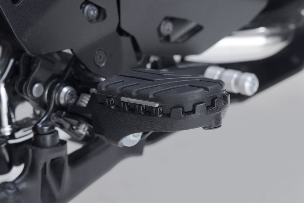 SW-Motech ION Fußrasten-Kit | Schwarz. Honda NT1100 (21-), XL750 (22-).