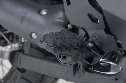 SW-Motech EVO Fußrasten-Kit | Schwarz. Honda NT1100 (21-), XL750 (22-).