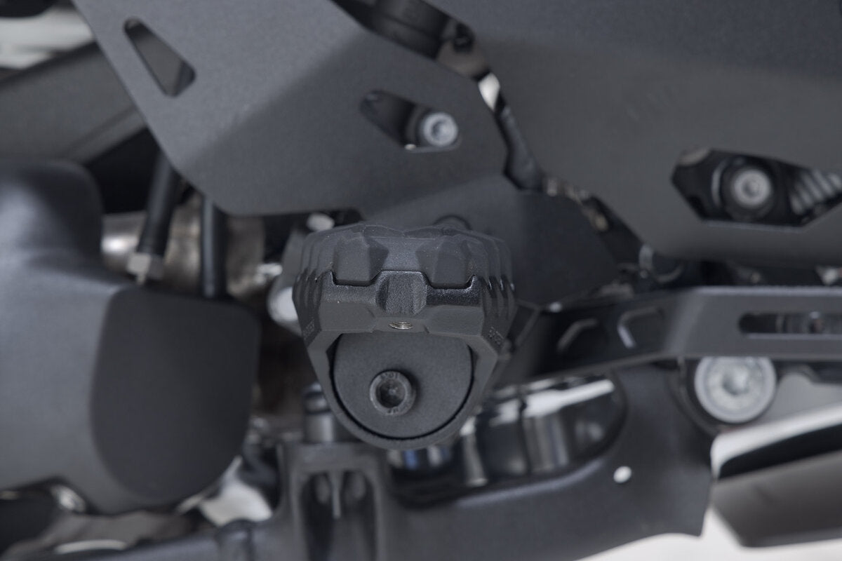 SW-Motech EVO Fußrasten-Kit | Schwarz. Honda NT1100 (21-), XL750 (22-).