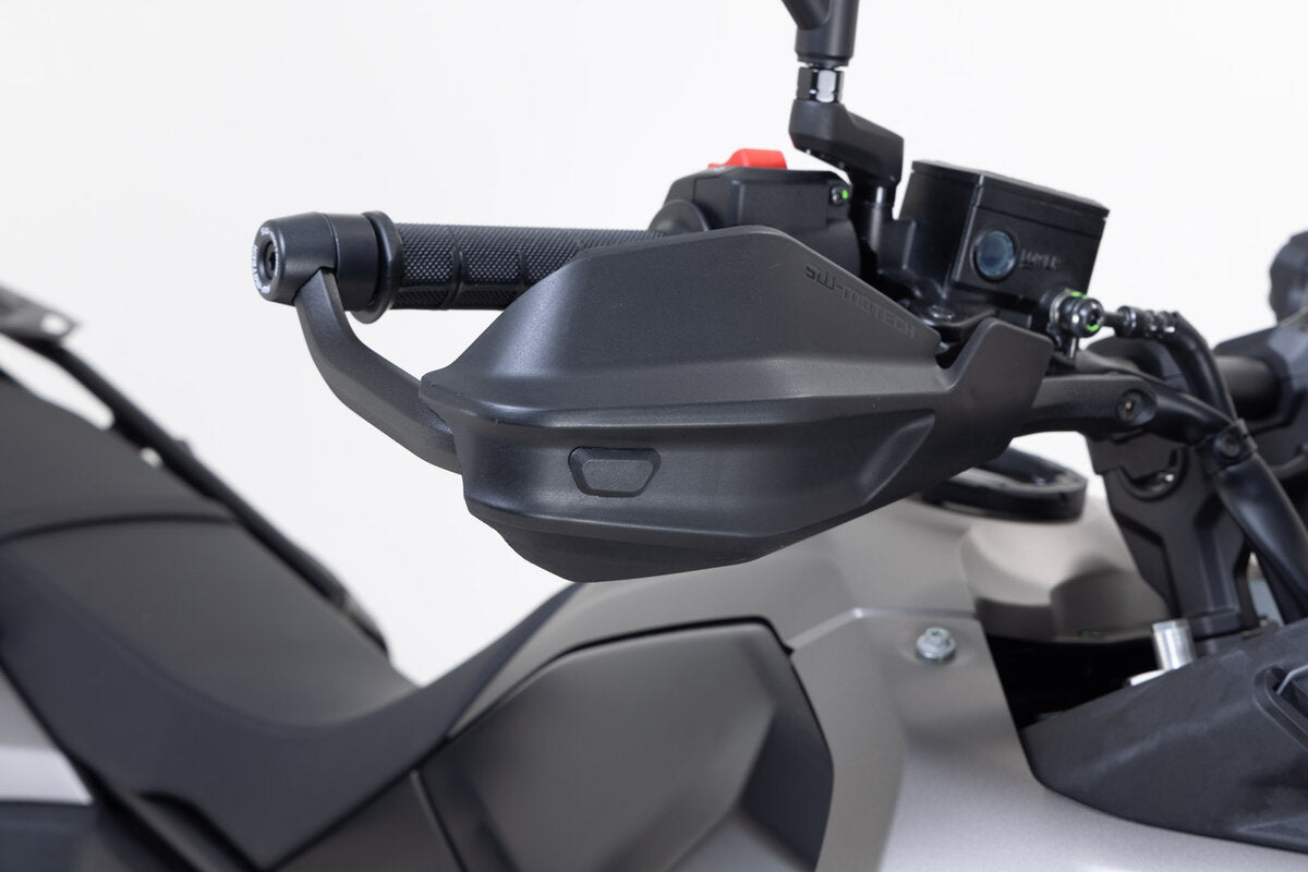 SW-Motech Adventure Handprotektoren-Kit | Schwarz. MV Agusta Brutale 800, Kawasaki, Yamaha-Modelle.