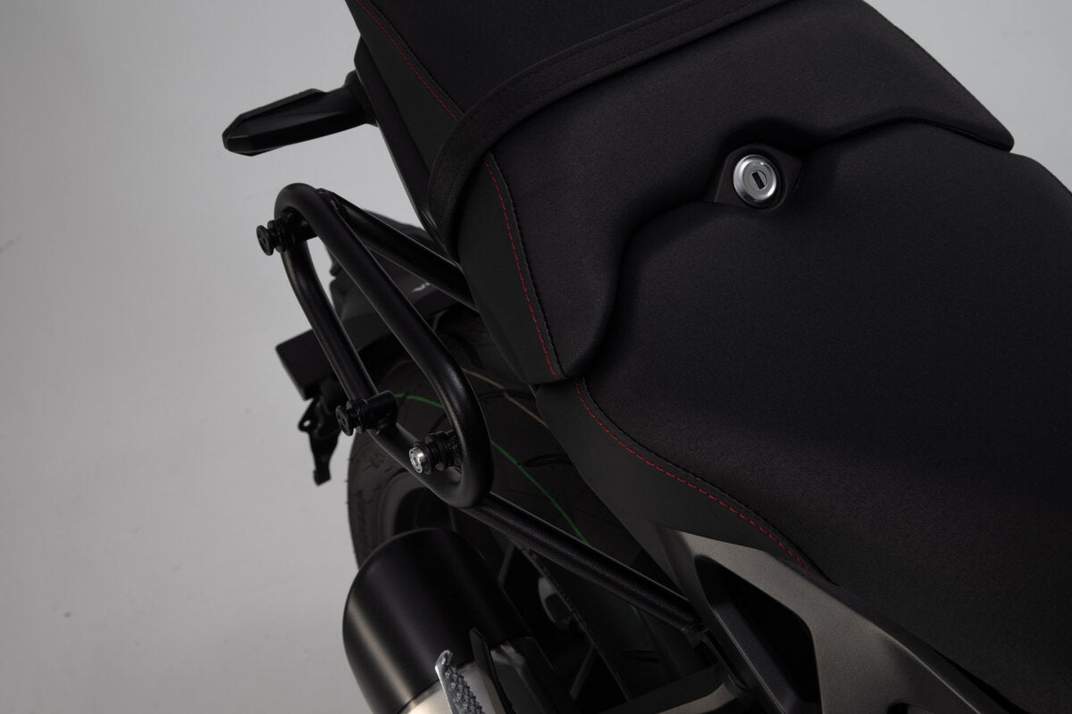 SW-Motech Legend Gear Seitentaschen-System LC | Honda CB1000R (18-20).