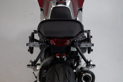 SW-Motech Legend Gear Seitentaschen-System LC | Honda CB1000R (18-20).