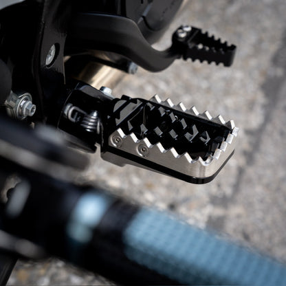 RAXIMO FRE Enduro Fußrasten | Fahrer | mit ABE