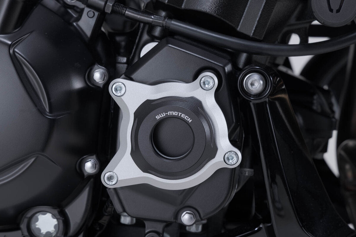 SW-Motech Motorgehäusedeckel-Schutz | Schwarz/Silbern. Kawasaki Z1100 / SE (25-).