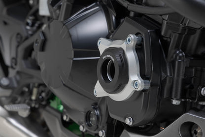 SW-Motech Motorgehäusedeckel-Schutz | Schwarz/Silbern. Kawasaki Z900 / SE (16-).