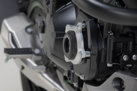 SW-Motech Motorgehäusedeckel-Schutz | Schwarz/Silbern. Kawasaki Z900 / SE (16-).