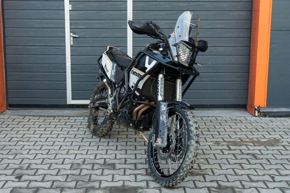 Yakk EXP Schweinwerferschutz | abnehmbar | schwarz | passend für Yamaha Tenere 700 - Modelle (2018-2024)