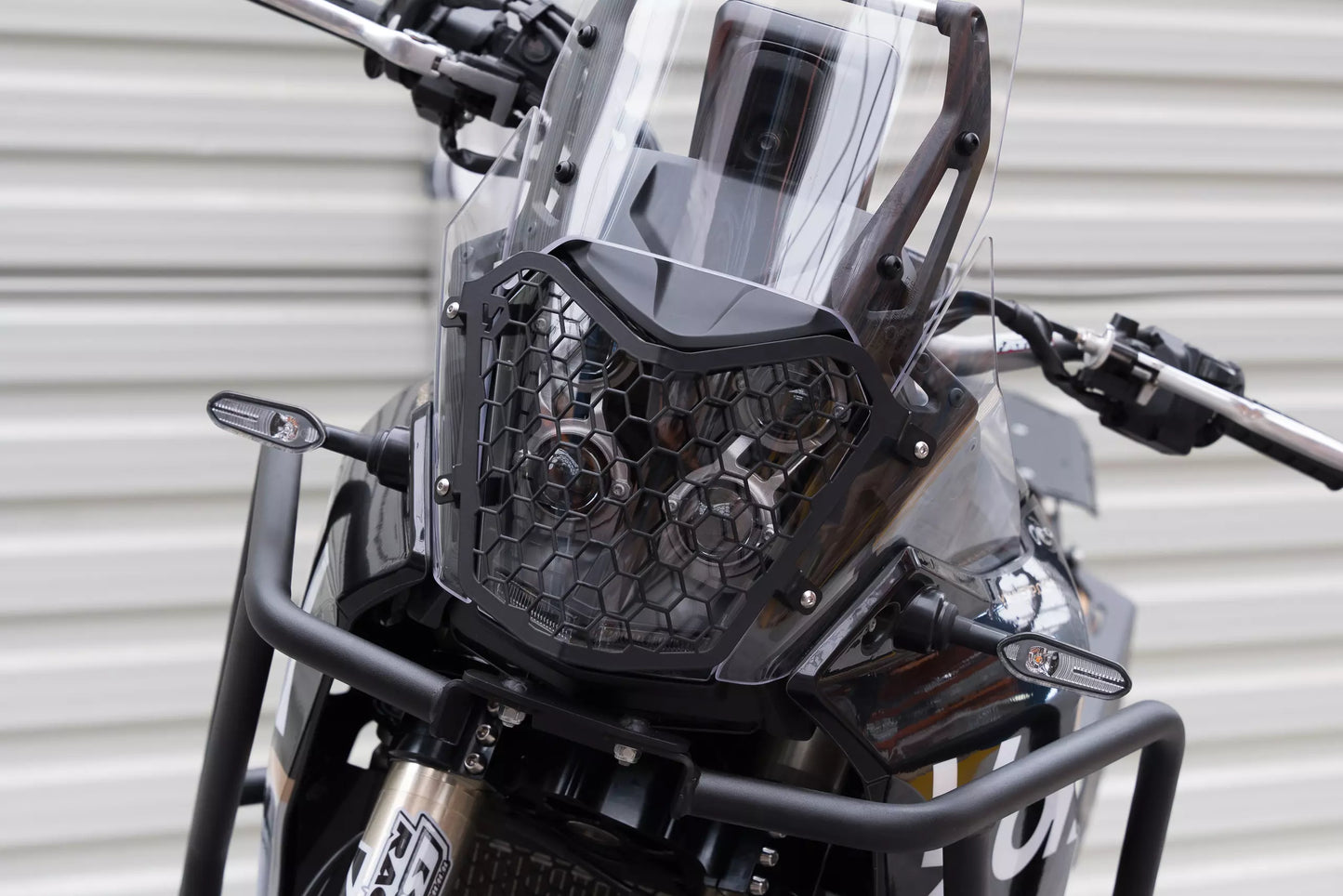 Yakk EXP Schweinwerferschutz | schwarz | passend für Yamaha Tenere 700 - Modelle (2019-2024)
