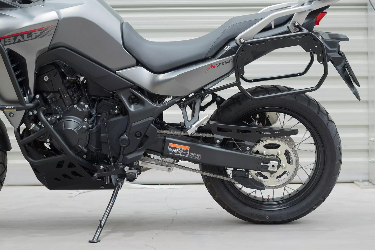 Yakk EXP Kettenschutz | schwarz | passend für Honda XL750 Transalp - Modelle (2023-2026)