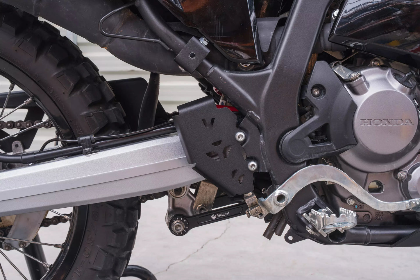 Yakk EXP Bremspumpenschutz | hinten | schwarz | passend für Honda CRF 300 Rally - Modelle (2021-2026)