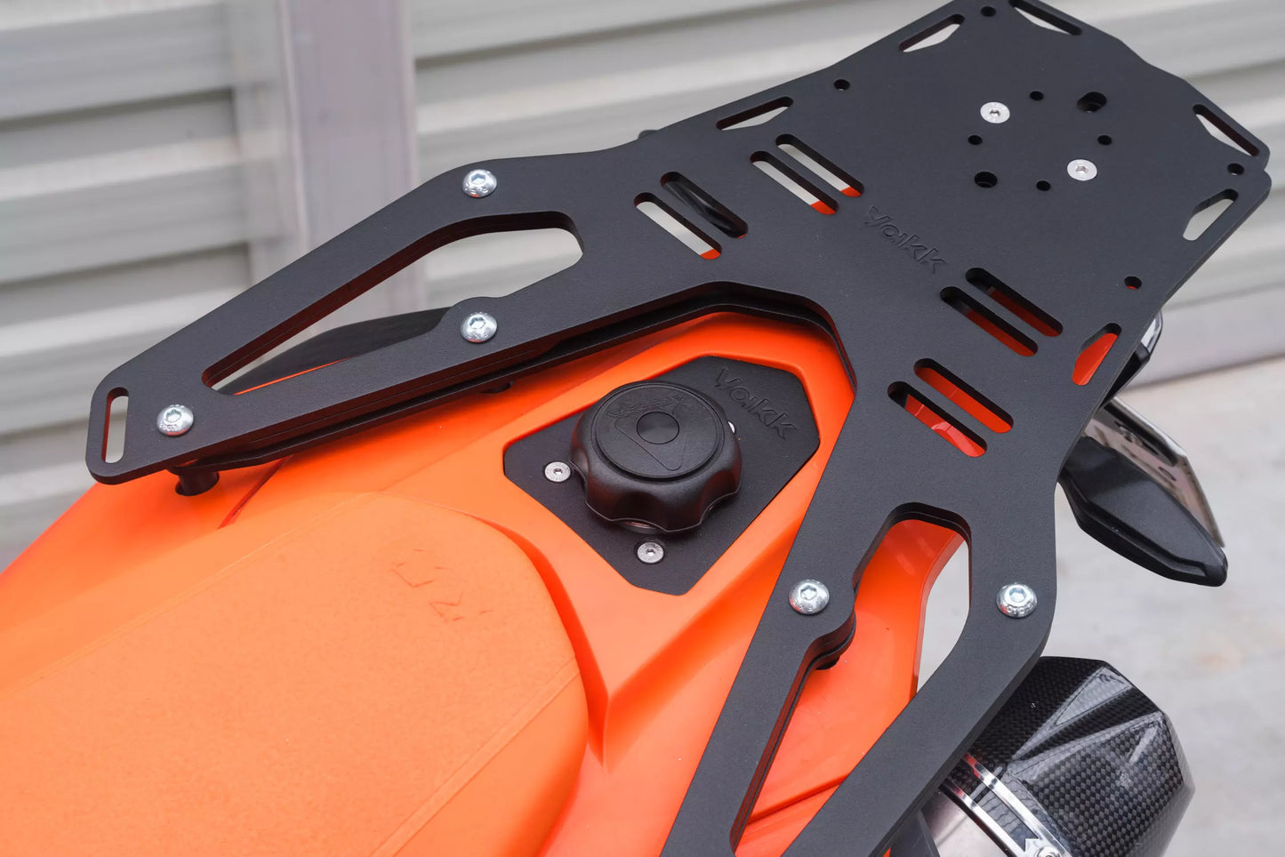 Yakk EXP Kraftstoff Einfüllstutzen / Tankstutzen Erhöhung | schwarz | passend für KTM 690 Enduro R - Modelle (2019-2025)