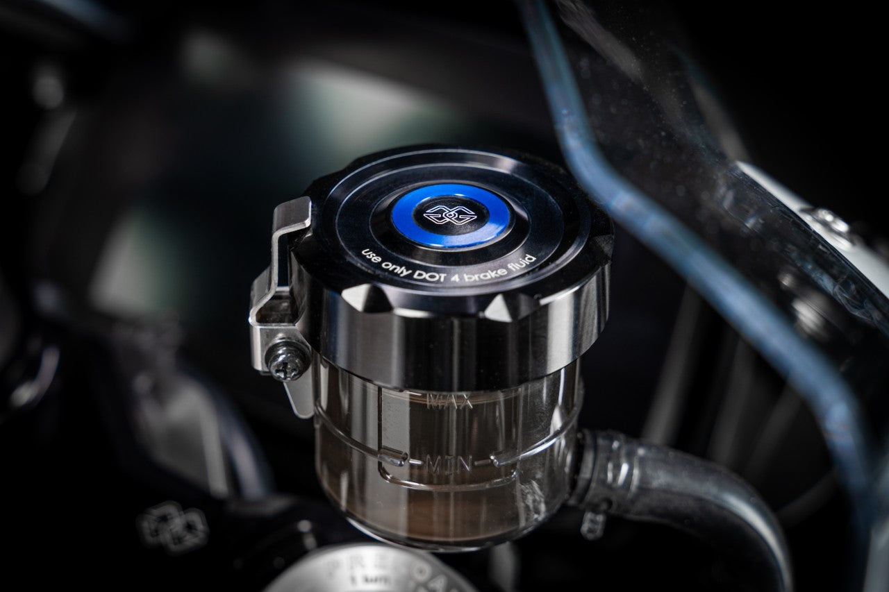 Gilles | Bremsflüssigkeitsbehälter-Abdeckung | Vorne | Schwarz