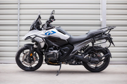 Yakk EXP Seitenkoffer / Satteltaschenhalter | schwarz | passend für BMW R 1300 GS - Modelle (2023-2026)