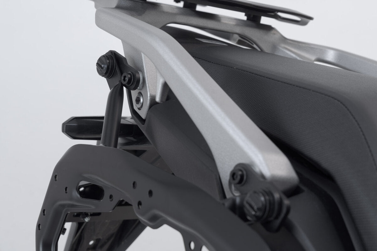 SW-Motech PRO Seitenträger | Schwarz. Honda XL750 Transalp (22-).