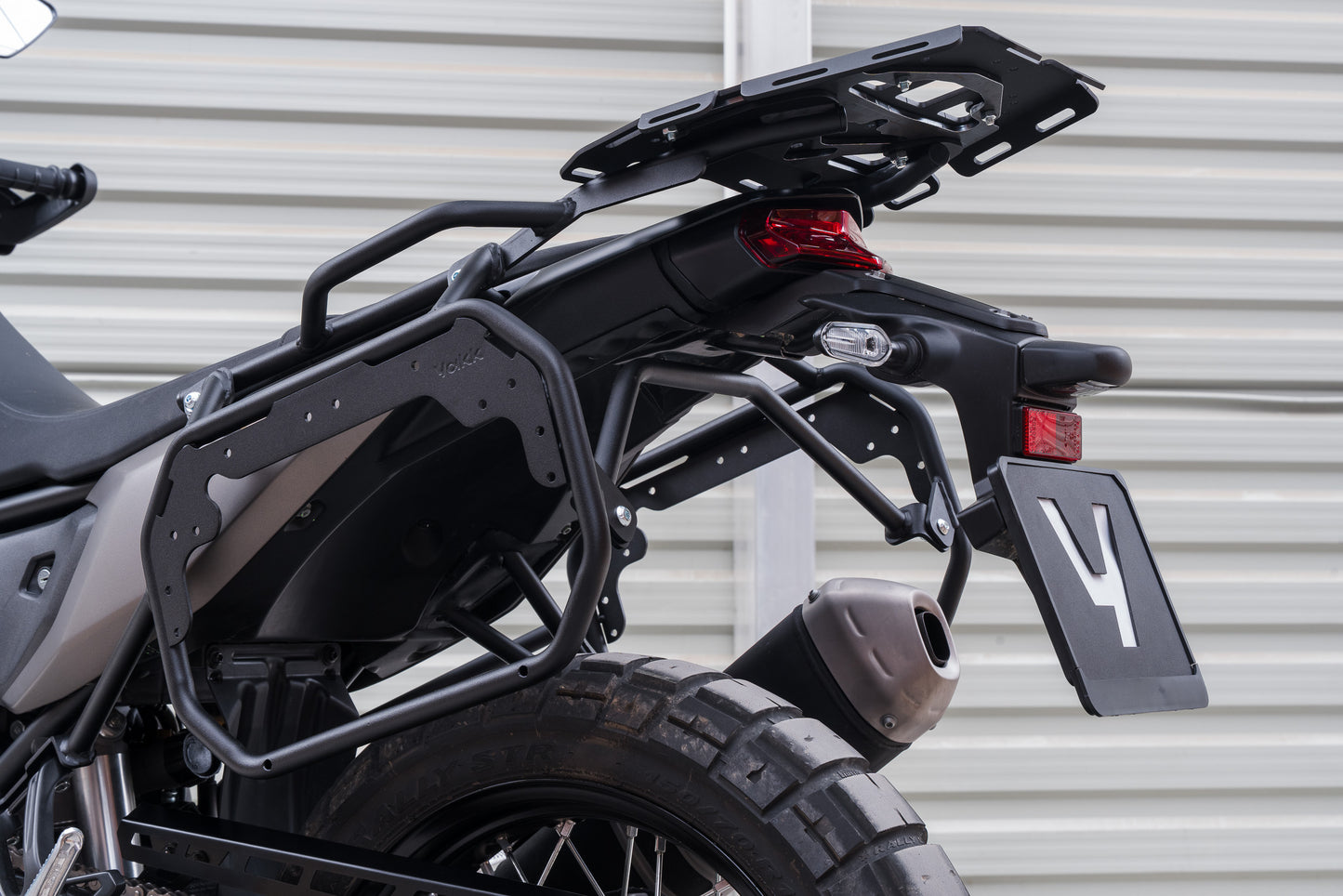 Yakk EXP Seitenkoffer / Satteltaschenhalter | schwarz | passend für Yamaha Tenere 700 - Modelle (2025-2026)