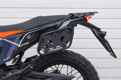 Yakk EXP Seitenkoffer / Satteltaschenhalter | schwarz | passend für KTM 125 Enduro R - Modelle (2025)