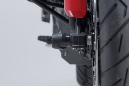 SW-Motech Sturzpad-Kit für Vorderachse | Schwarz. Ducati Multistrada V2 / V2 S (24-).