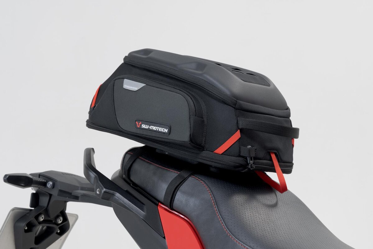 SW-Motech PRO Seat Ring | Schwarz. Zur Befestigung auf Sitzbank.