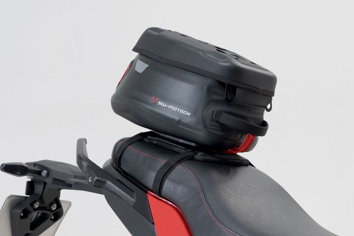 SW-Motech PRO Seat Ring | Schwarz. Zur Befestigung auf Sitzbank.