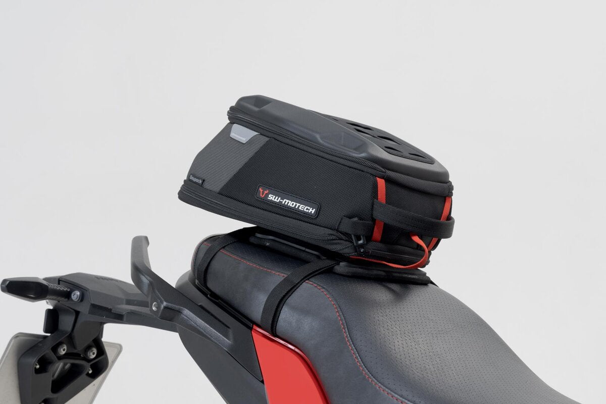 SW-Motech PRO Seat Ring | Schwarz. Zur Befestigung auf Sitzbank.